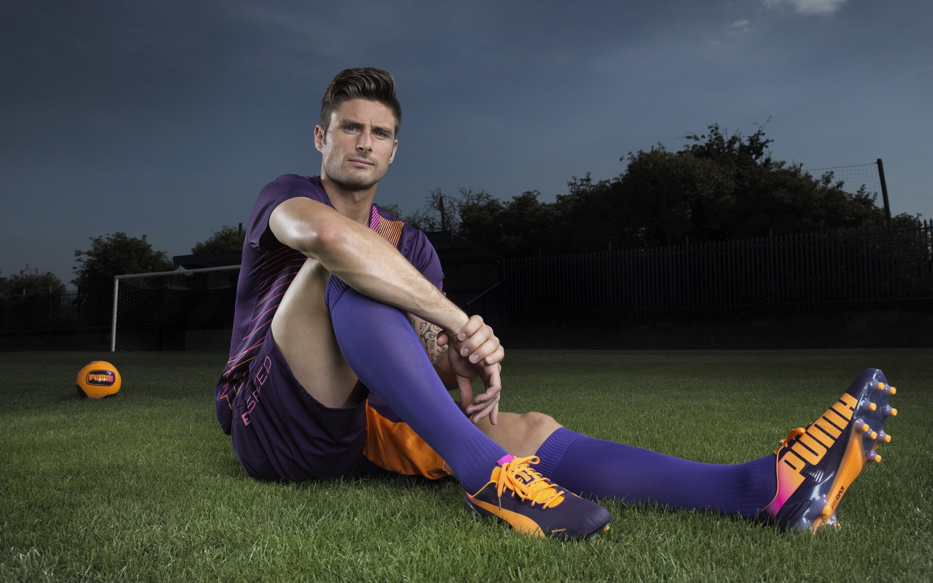 中场组织流畅，切尔西控球率全场最高，切尔西最强中场组合